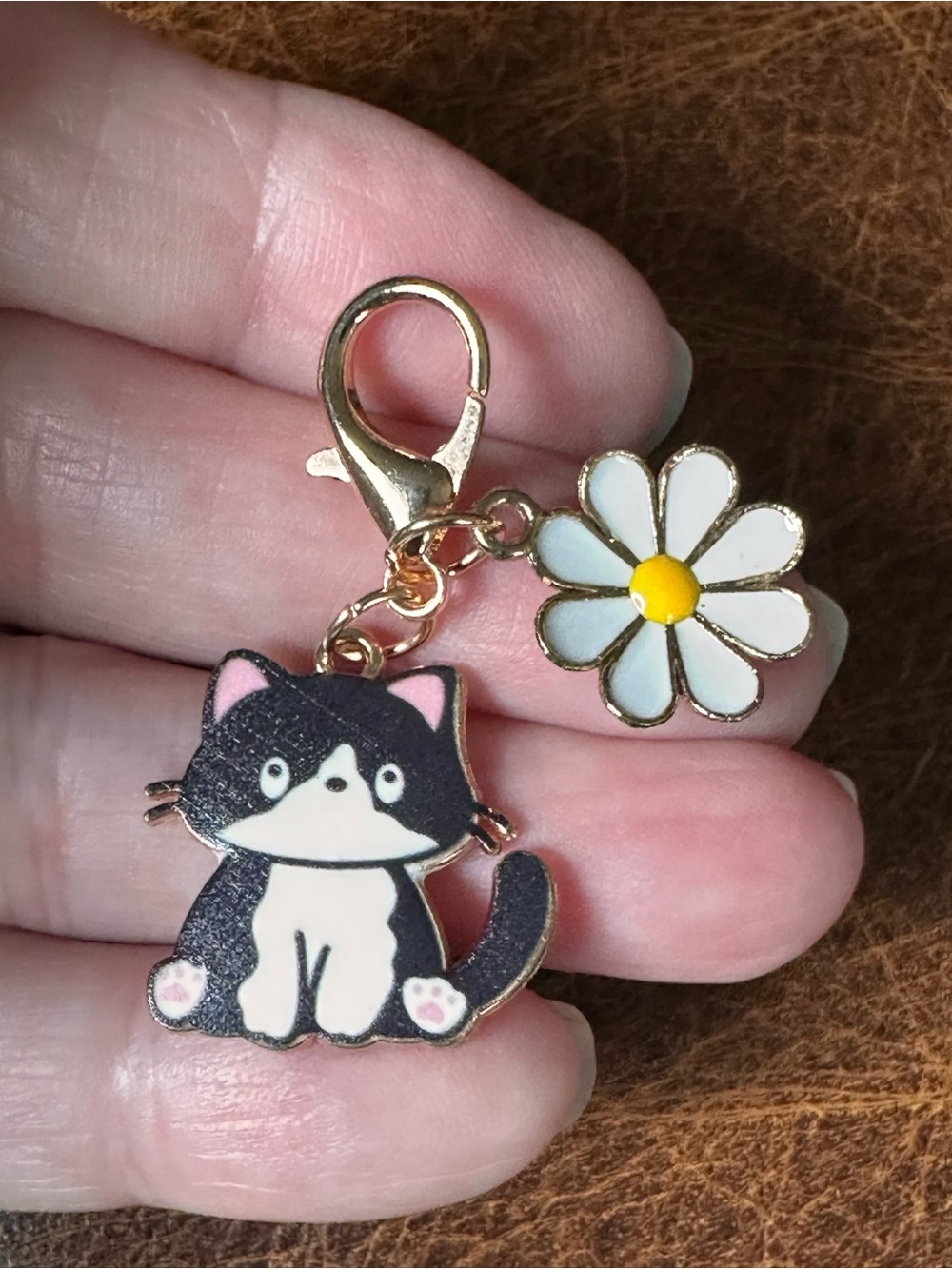 Black & White Cat bag charm Keychain with White Daisy Charm
